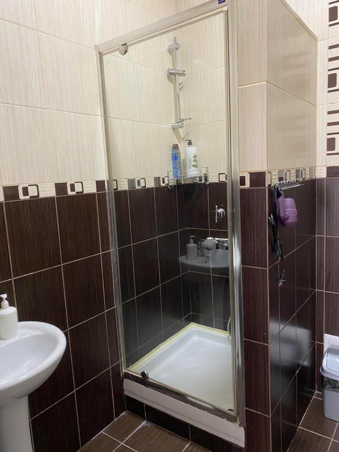 2 Bedroom Apartment On Tomashivskogo Street 7 リヴィウ エクステリア 写真