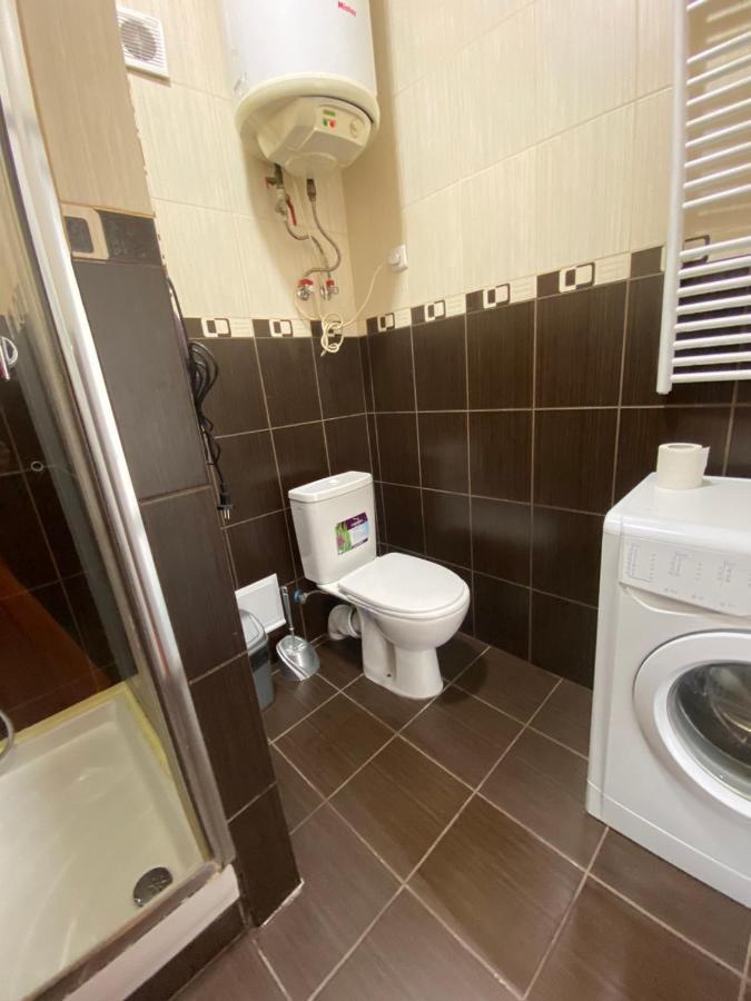 2 Bedroom Apartment On Tomashivskogo Street 7 リヴィウ エクステリア 写真