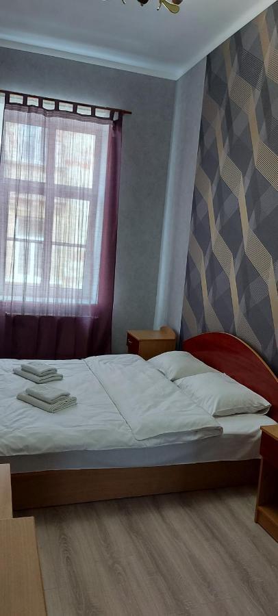 2 Bedroom Apartment On Tomashivskogo Street 7 リヴィウ エクステリア 写真